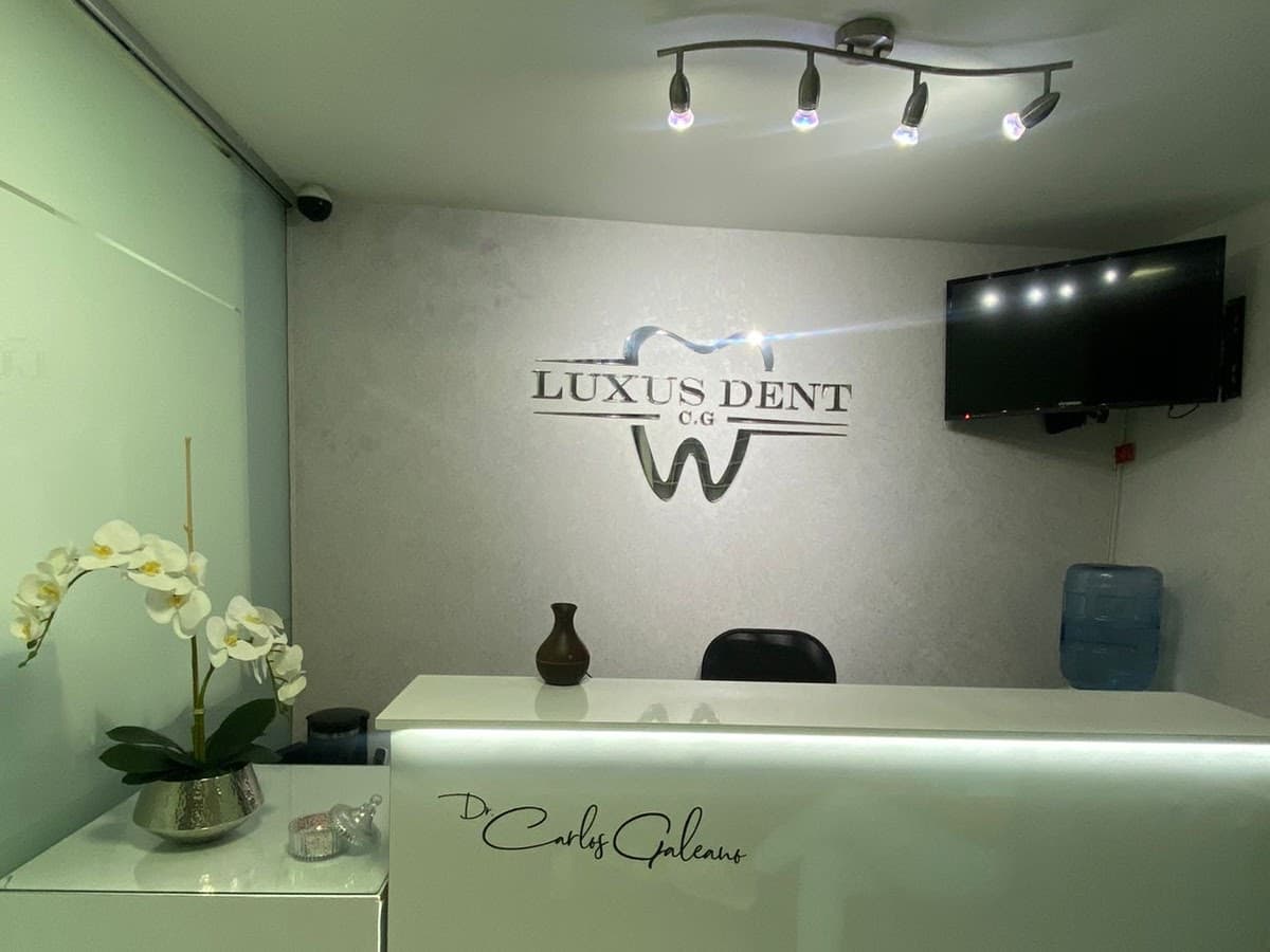 LUXUS DENT - Clínica Dental