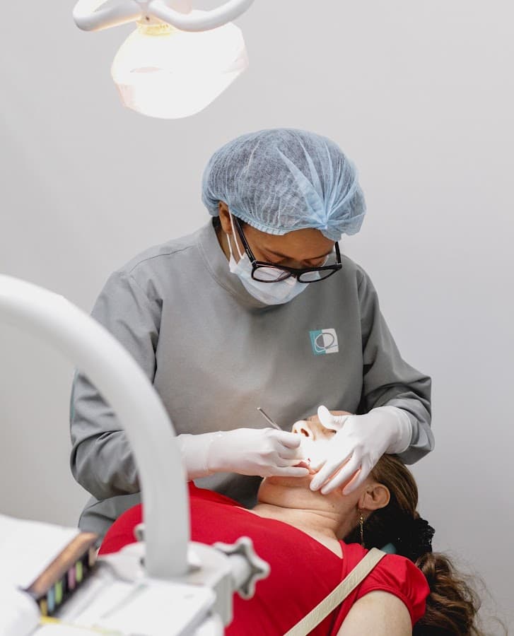 Dra. Liliana Osorio de Salgar | Odontólogo, Cirugía Oral, Cirujano Maxilofacial, Cordales y Ortodoncia — foto