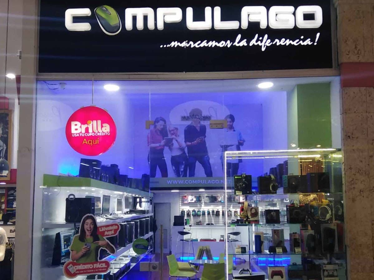Compumega Store — foto