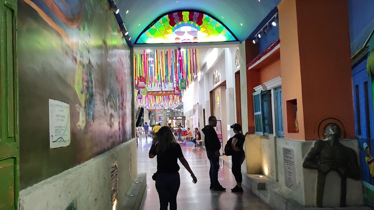 Portal del Prado Centro Comercial — foto
