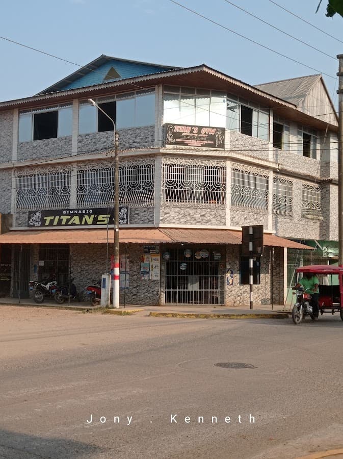 Titan's GYM — foto