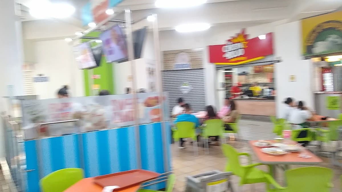 Centro Comercial Acrópolis — foto