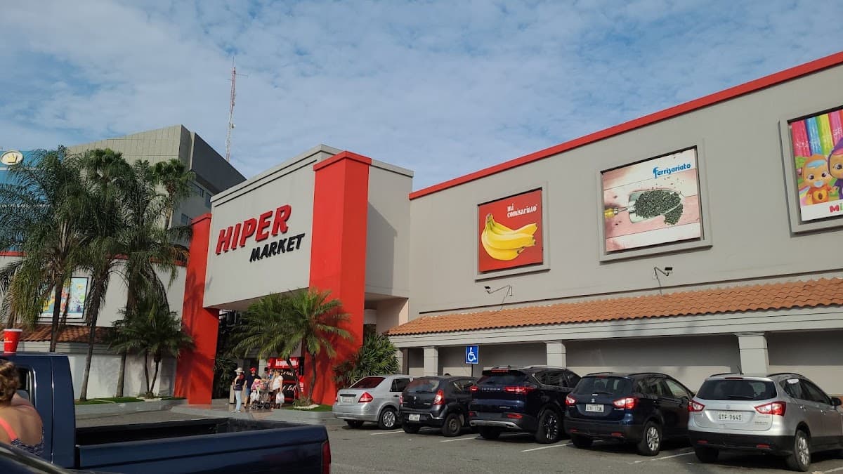 Hipermarket Albán Borja