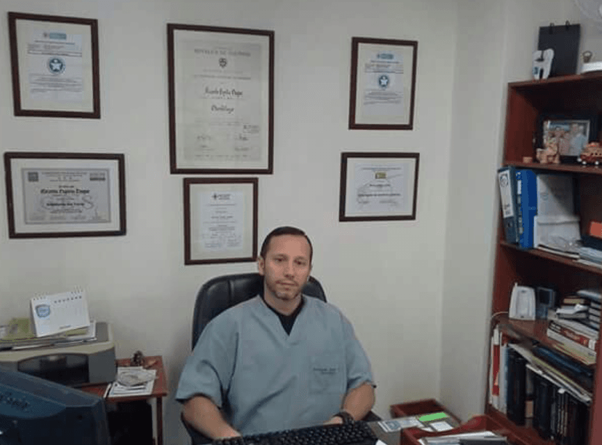 Consultorio Dr Ricardo Espitia Duque. Odontologia General Y Estética. — foto