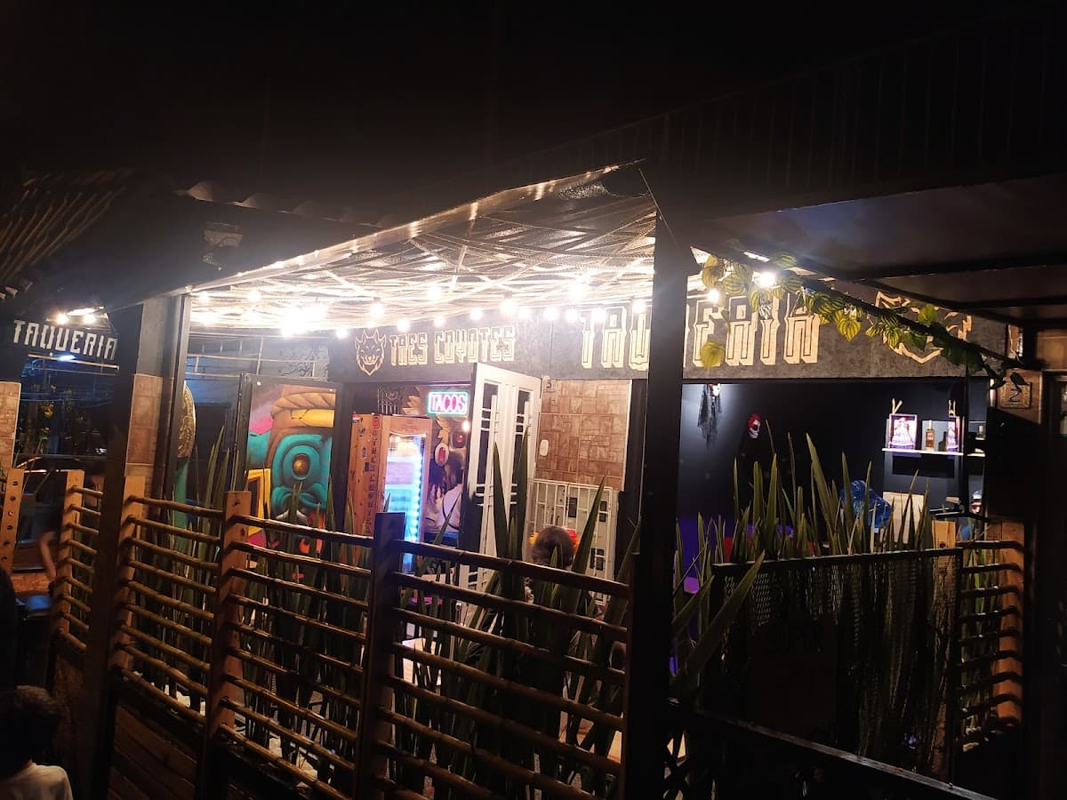Tres Coyotes Taquería