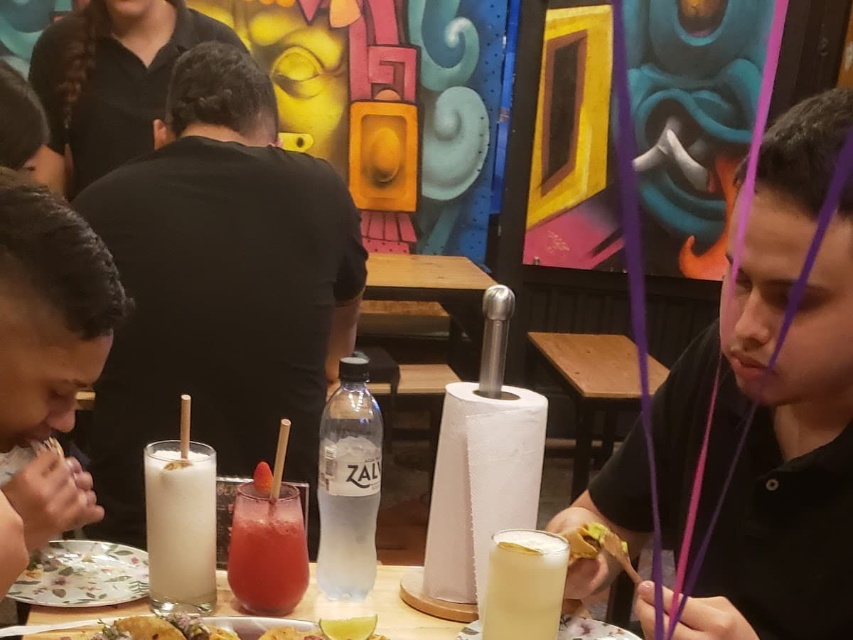 Tres Coyotes Taquería — foto