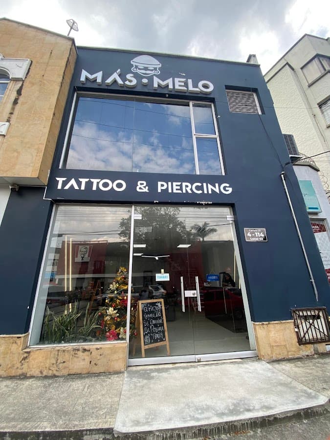 Más•Melo tattoo and piercing
