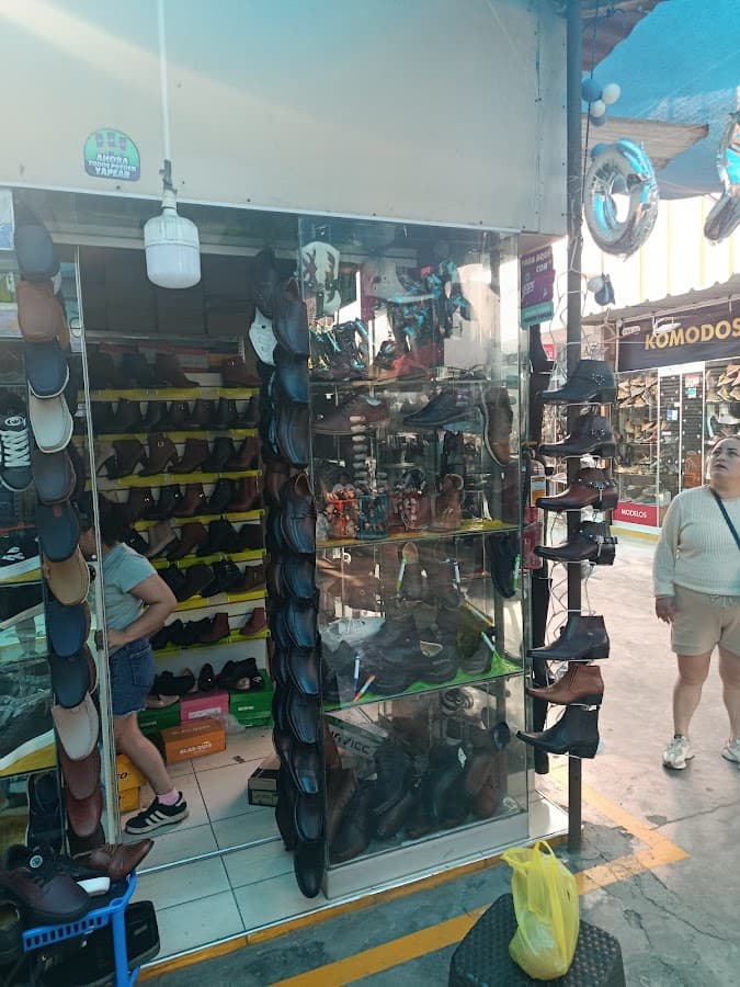 Centro Comercial APIAT