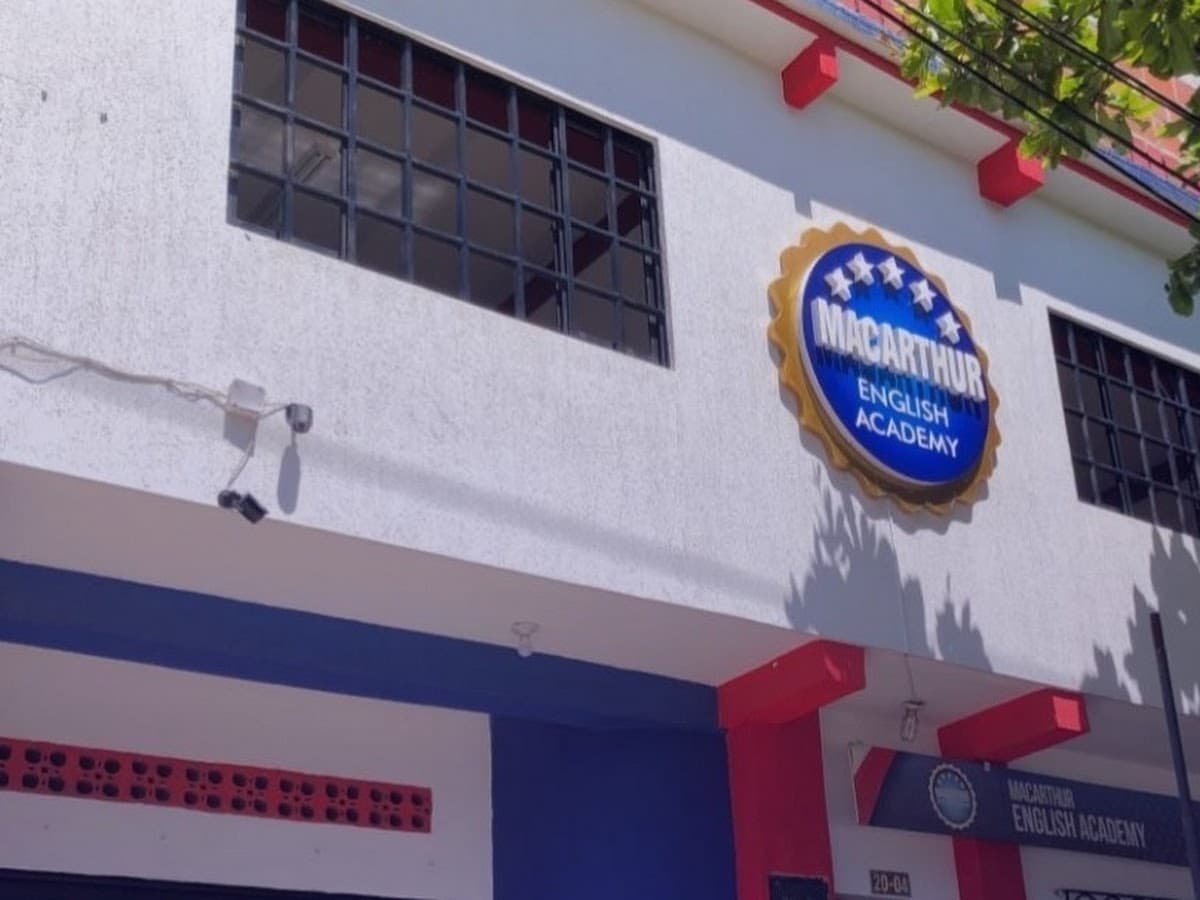 Macarthur English Academy Cali — foto