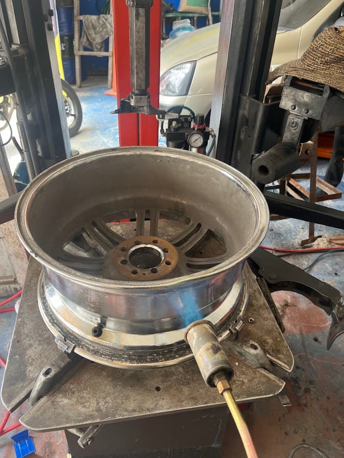 Mecánico Automotriz en Ibagué | TPMS Desvare a Domicilio AAA/GP — foto