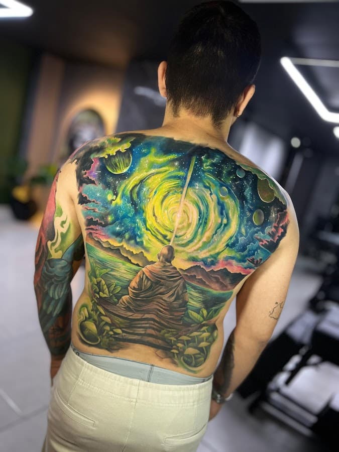 OURO Tattoo — foto