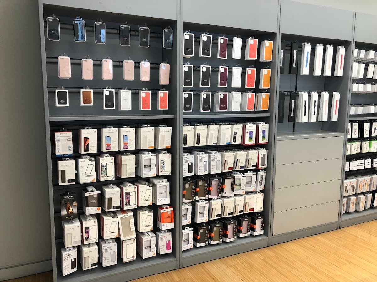 iShop - MallPlaza Arequipa | Apple Premium Reseller — foto