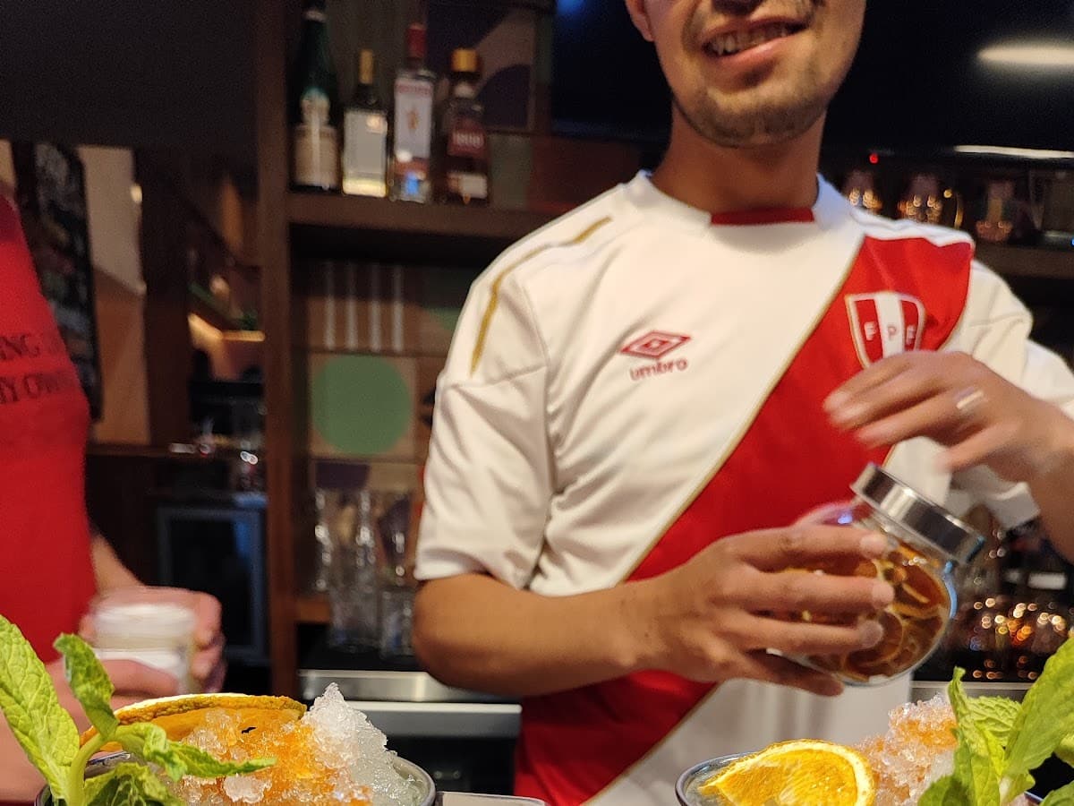 Sonqo Restobar by Viajero Hostels — foto