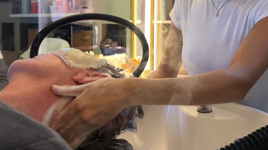 Aveda - TCG Salon & Headspa — foto