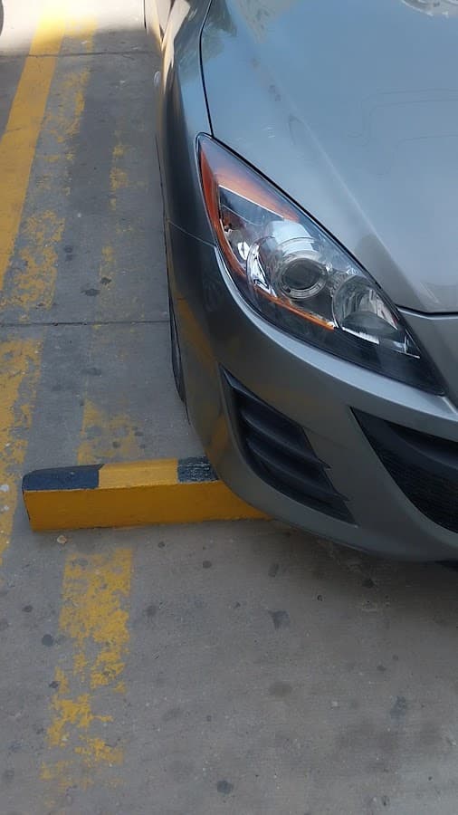 MG rent a Car — foto