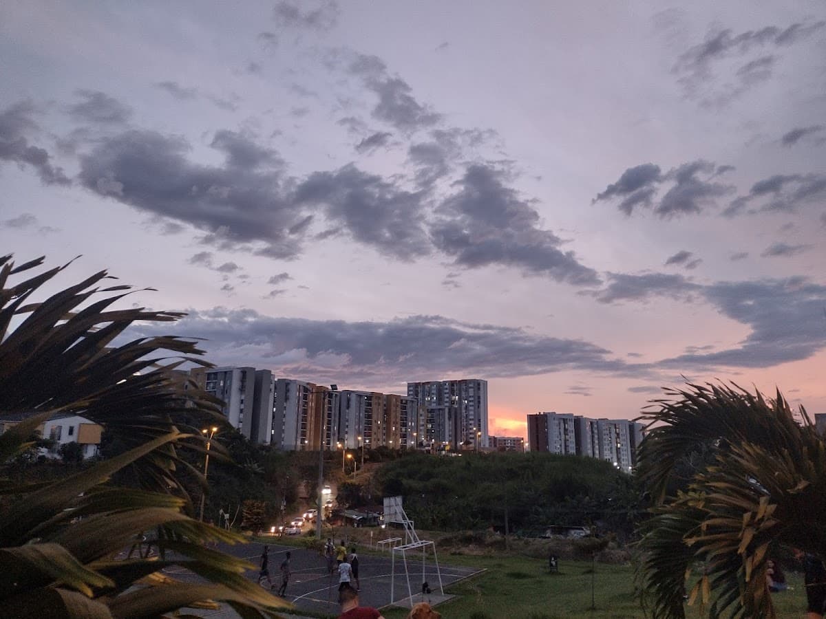 Parque Recreodeportivo Alta Vista — foto
