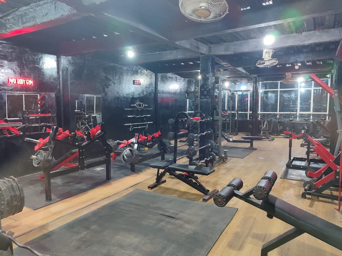 MAX BODY GYM — foto