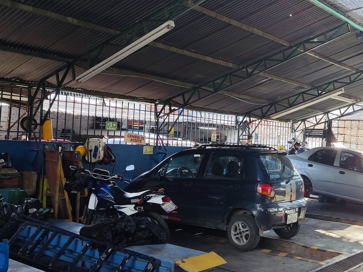 TALLER AUTOMOTRIZ CARLOS ARTEAGA/ TECNOCAR ARTEAGA — foto
