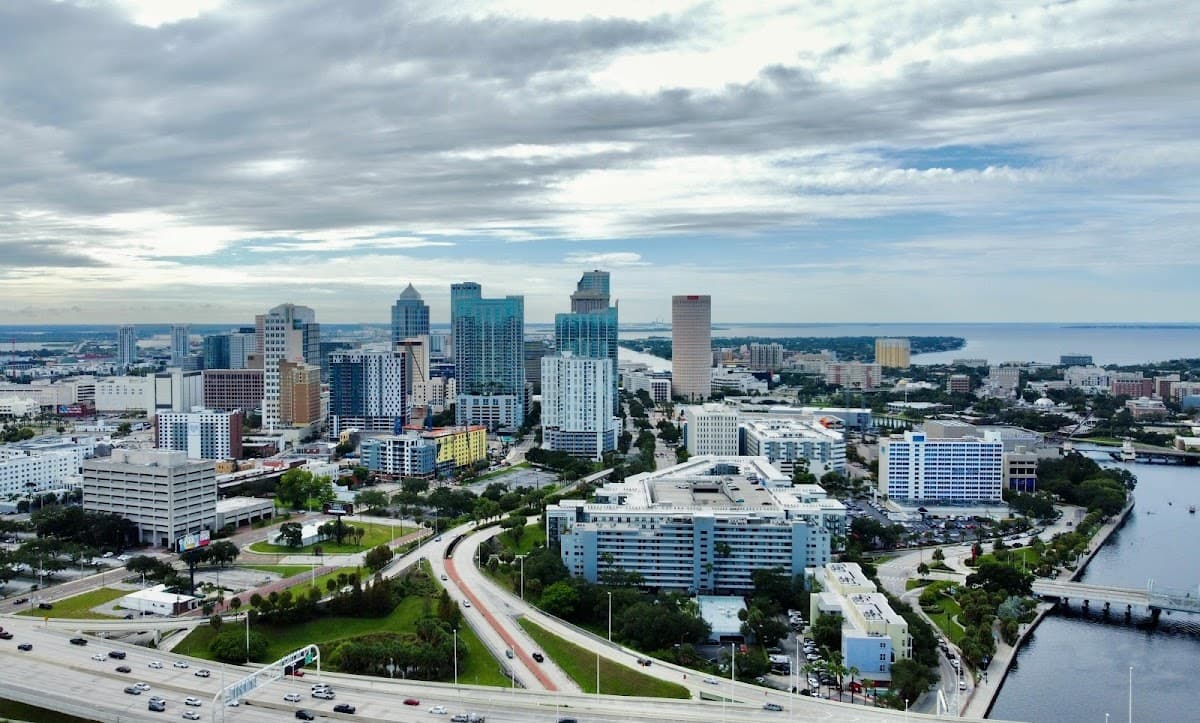 Tropical Helicopter Tours of Tampa — foto