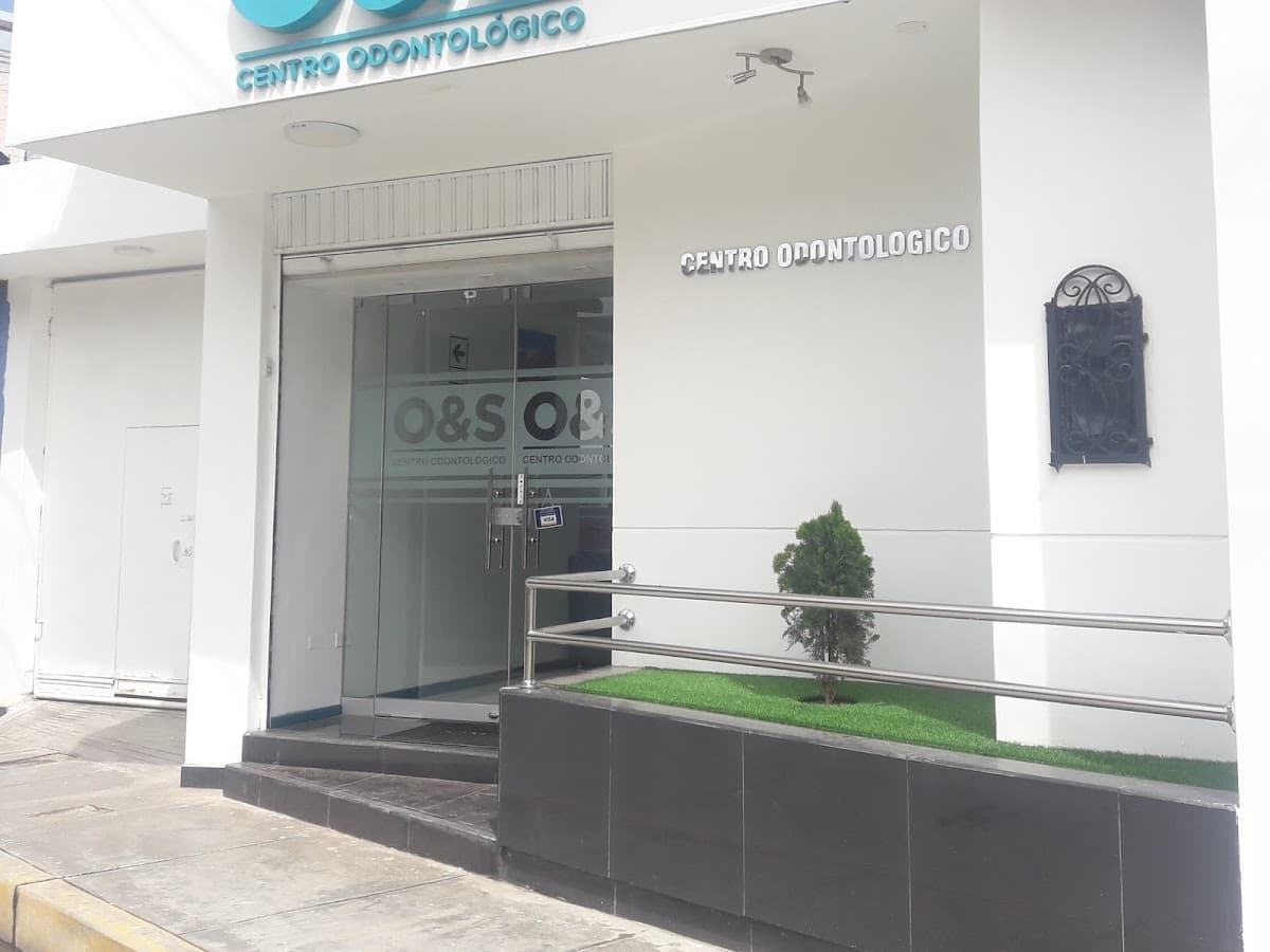COA Centro Odontológico Americano Huancayo — foto