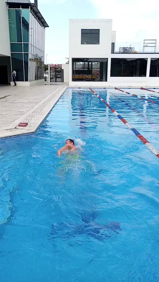 Gimnasio Taurus Nexus — foto