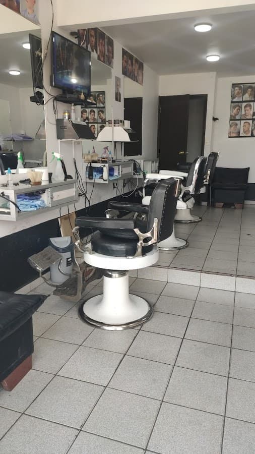 Peluquería - Barber Shop "José Luis" — foto