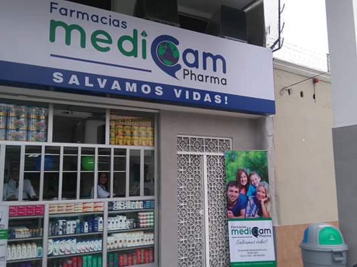 Farmacia Rumichaca — foto