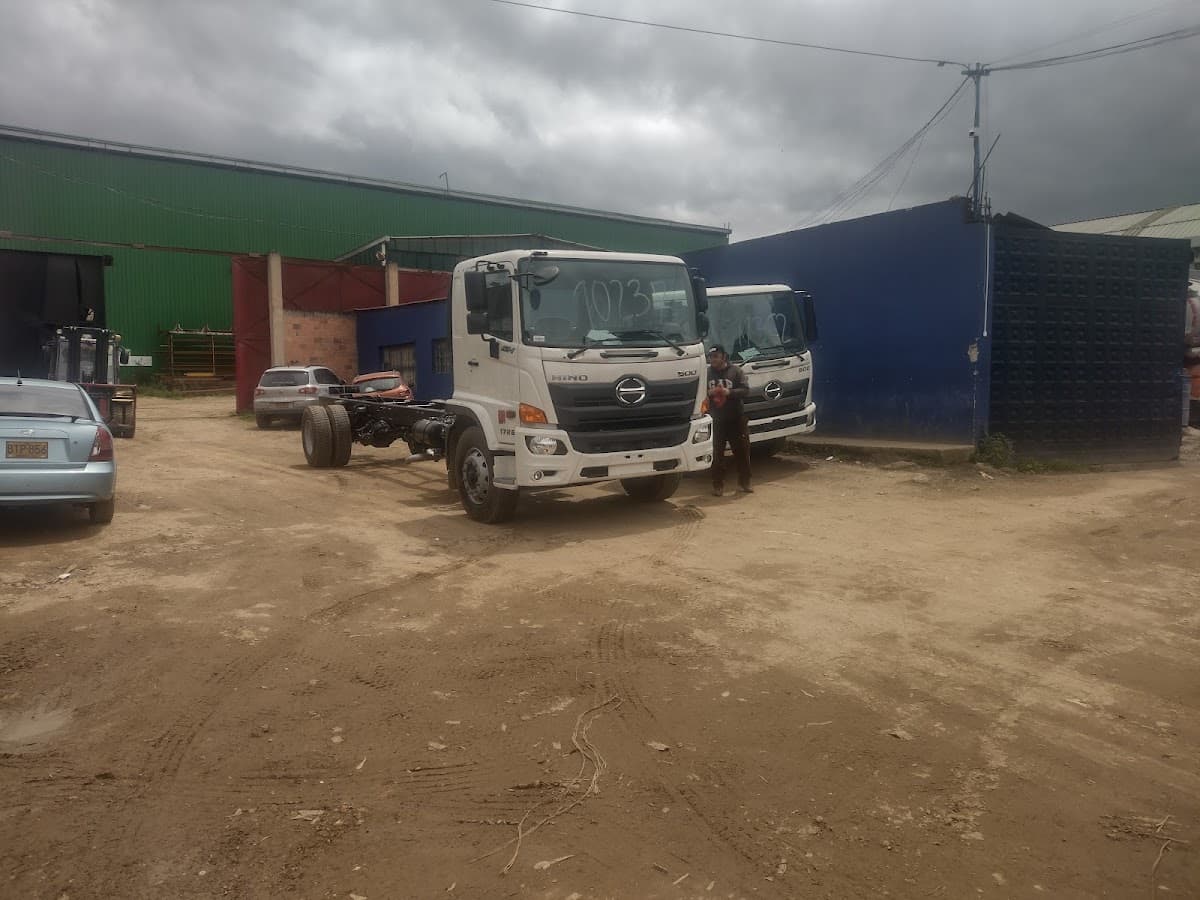 Autos Mora - Ingeniería Automotriz. — foto