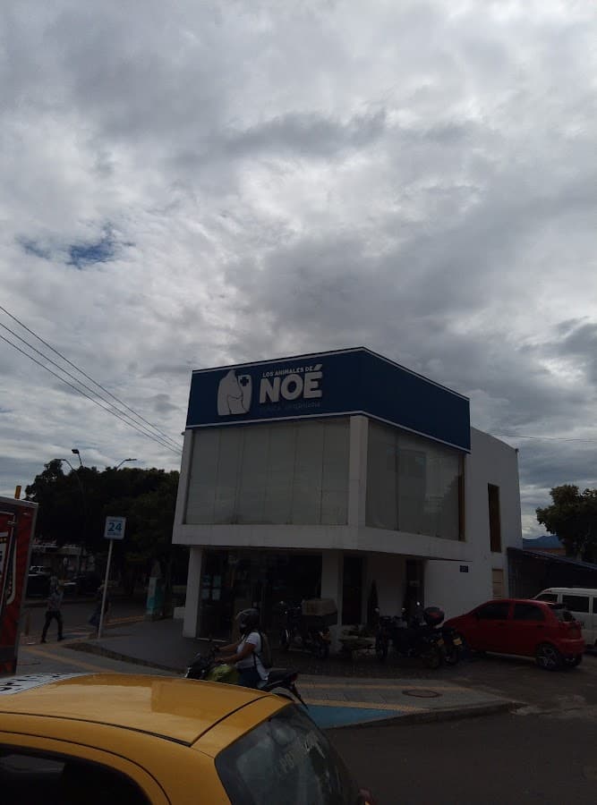 Pet Clinic Center Clínica Veterinaria