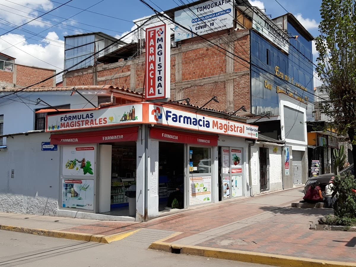 Farmacia Magistral Avanlab - Cusco — foto