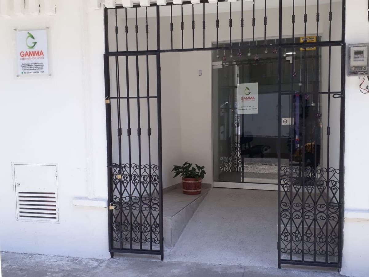 Laboratorio Clínico Sagrada Familia — foto