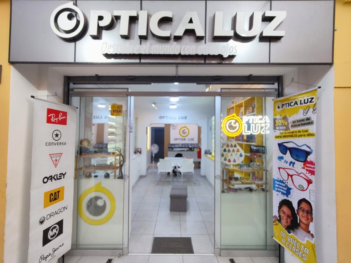 Optica Latina — foto