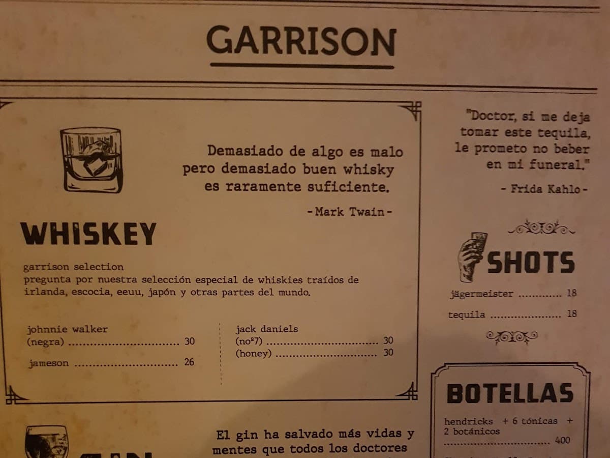 Garrison Bar — foto