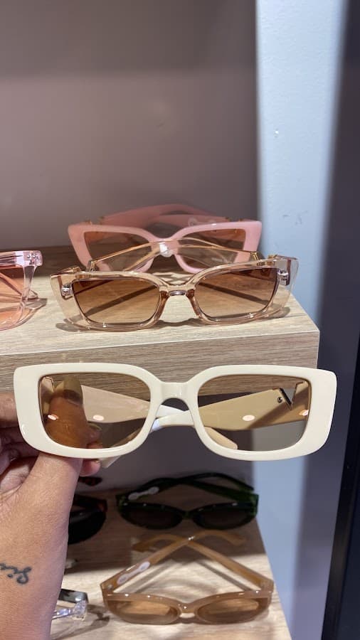 OPTICATT (Examen Visual - Gafas - Lentes - Monturas) - Optica Santa Marta — foto
