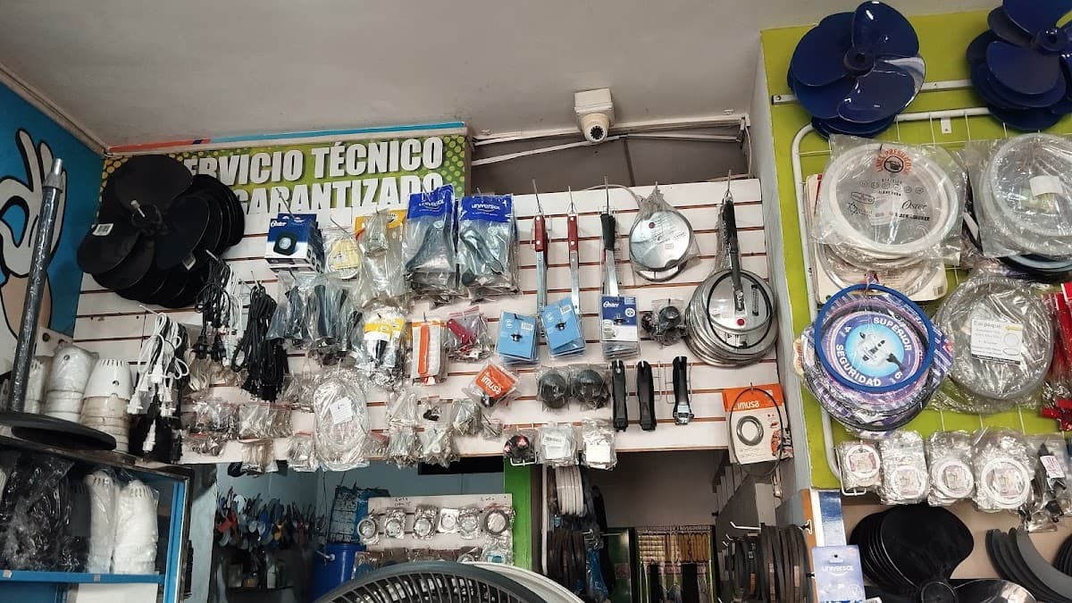 surtirepuestos gallo y mega servicio unioster — foto