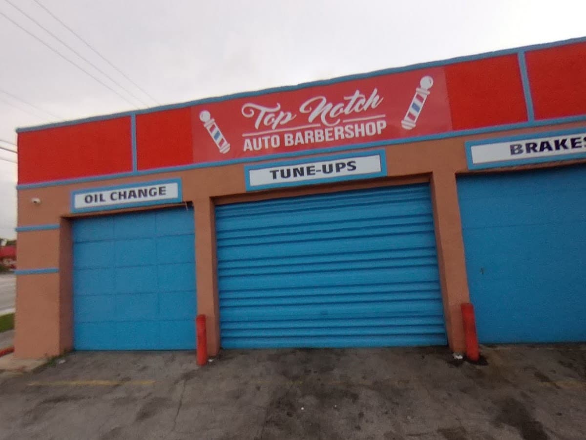 Taller mecanico & machine shop — foto