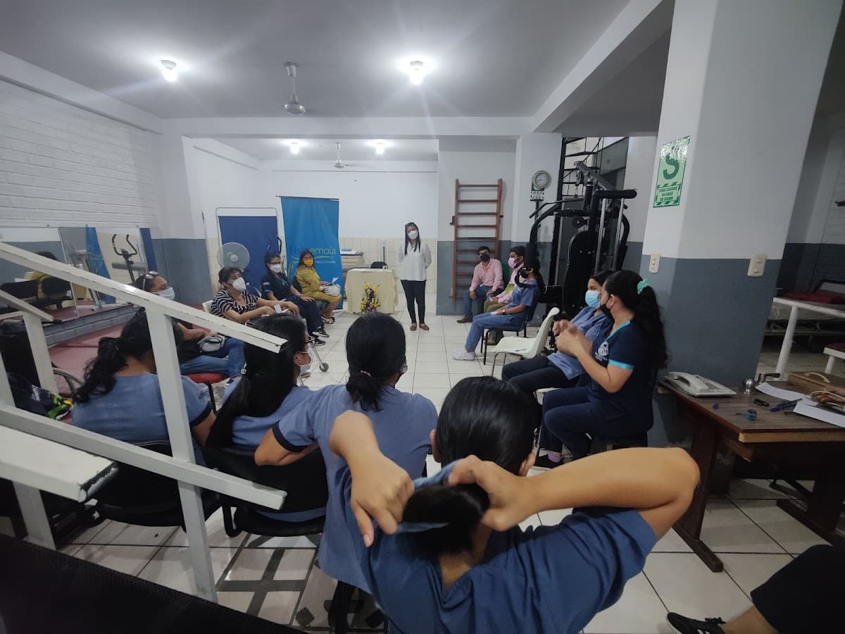 FISIOEMAÚS Centro de Terapia Física y Rehabilitación — foto