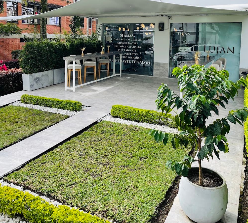Lujan Beauty House | Uñas | Cabello | Cejas | Pestañas | Depilación | Limpieza Facial
