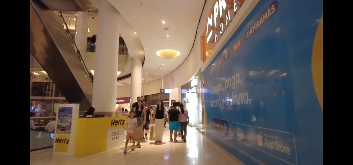 Real Plaza Salaverry — foto