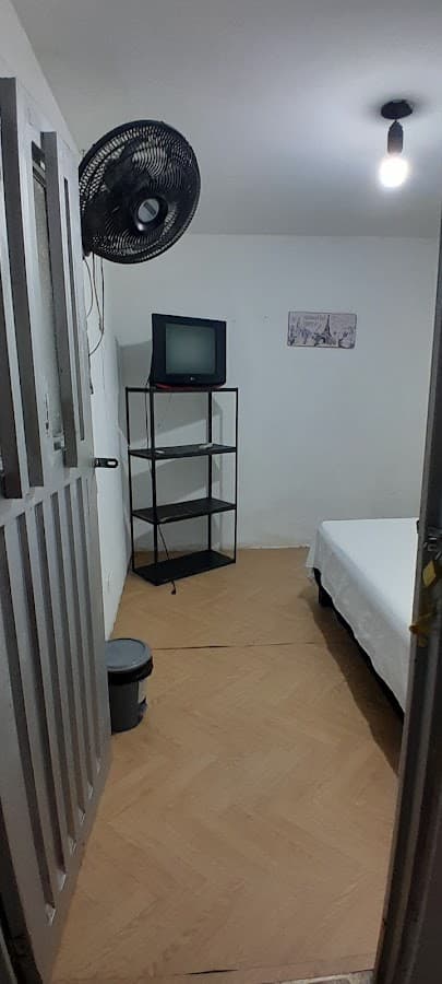 hostal la 18