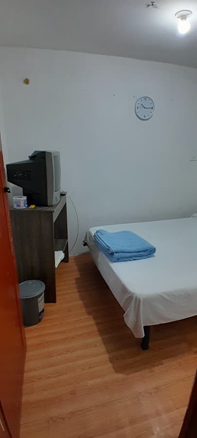 hostal la 18 — foto