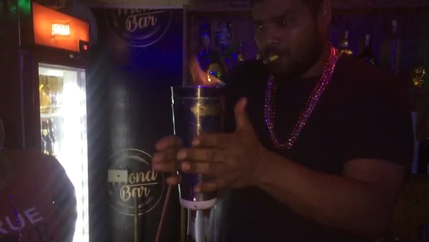 Mond Bar Discotek