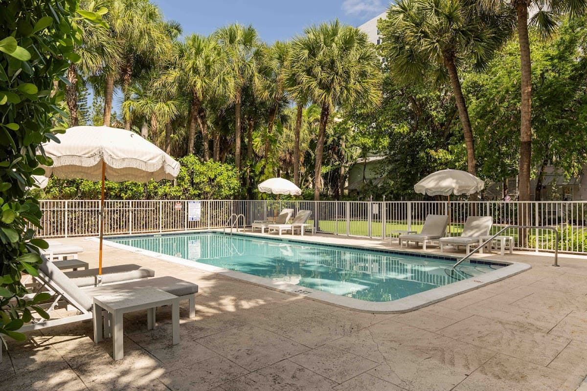 Miami River Inn by Renzzi