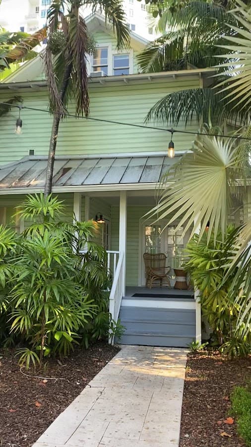 Miami River Inn by Renzzi — foto