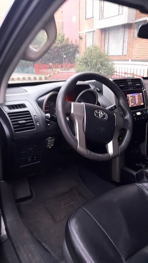 Parque Automotor Mlp Rent A Car — foto