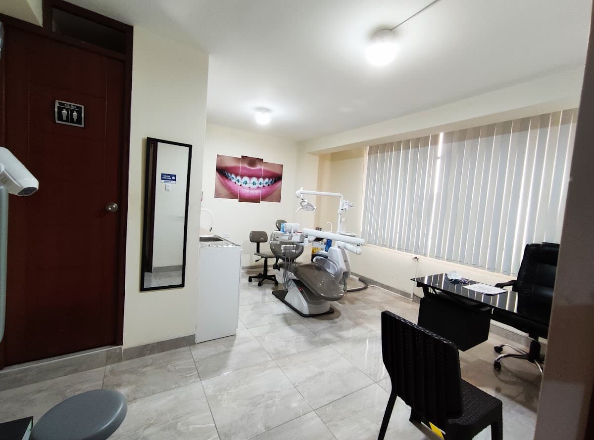 CLINICA DENTAL FERNANDEZ MARGAY — foto