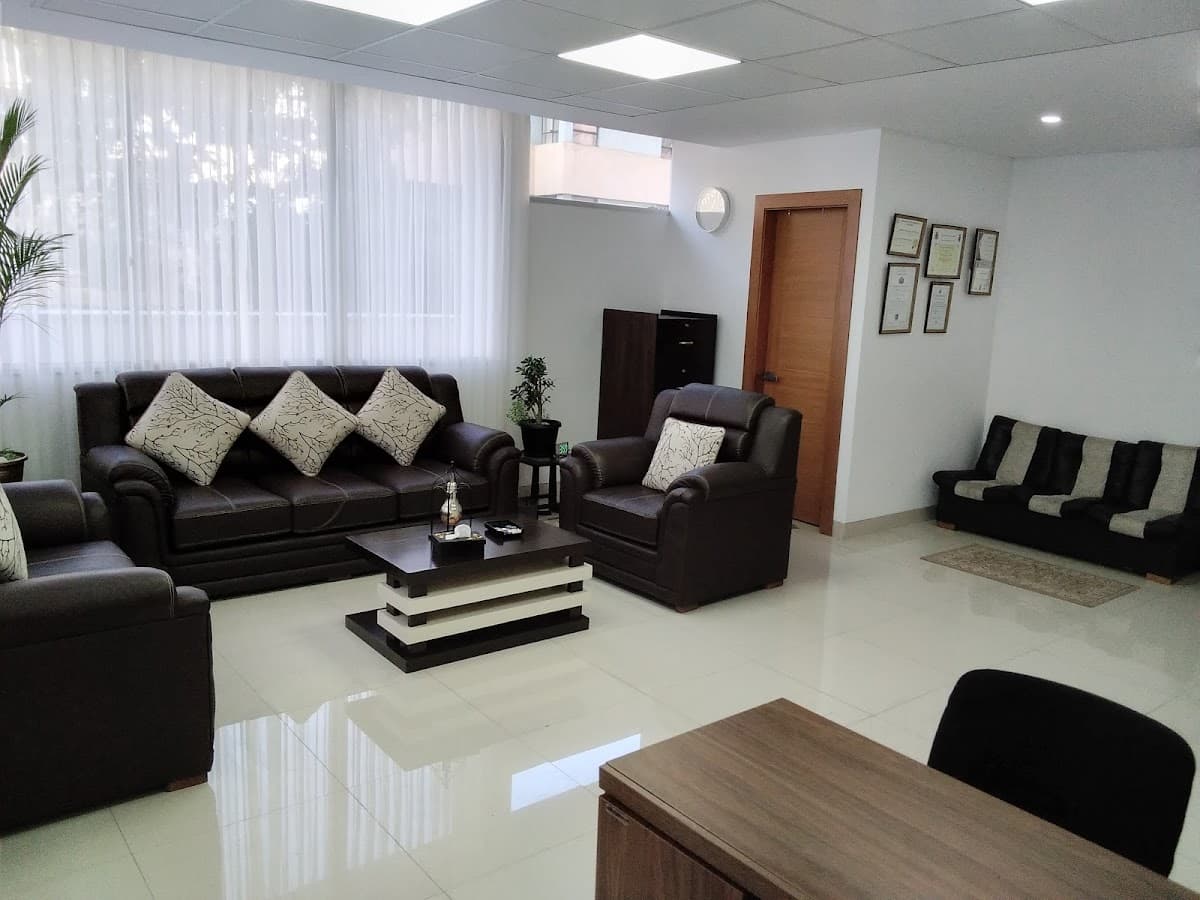 Msc.Nuptse Quintanilla Alba PSICÓLOGA y PSICOTERAPEUTA (Risolvere) La Paz