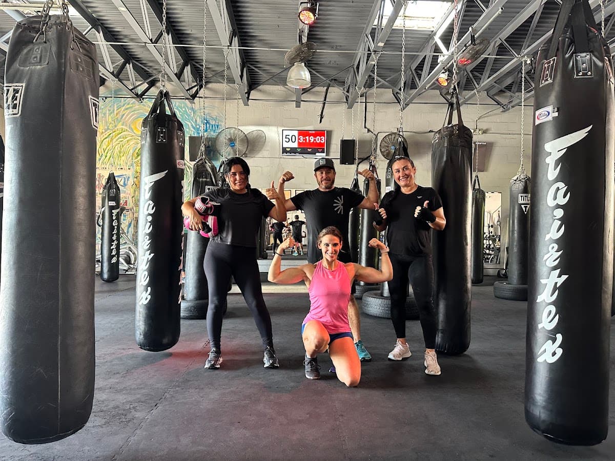 The KickBox Club — foto