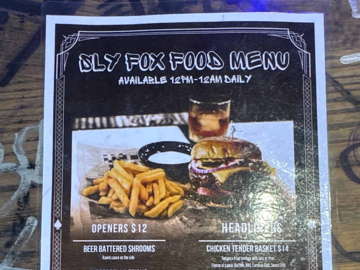 Sly Fox Pub — foto