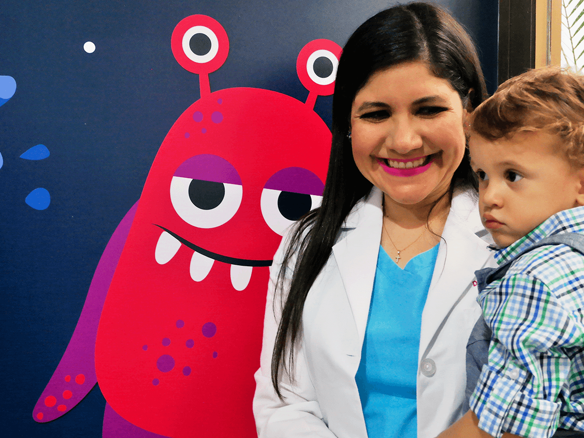 Dr. Angel Salas — foto